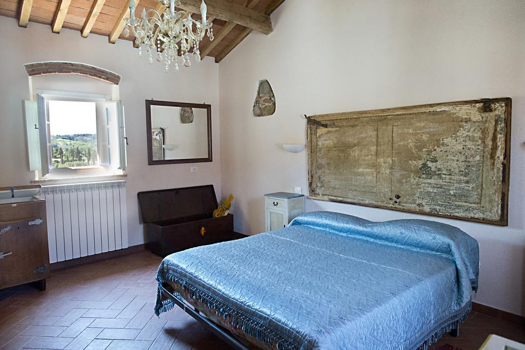 Agriturismo L'isola Crespina Esterno foto